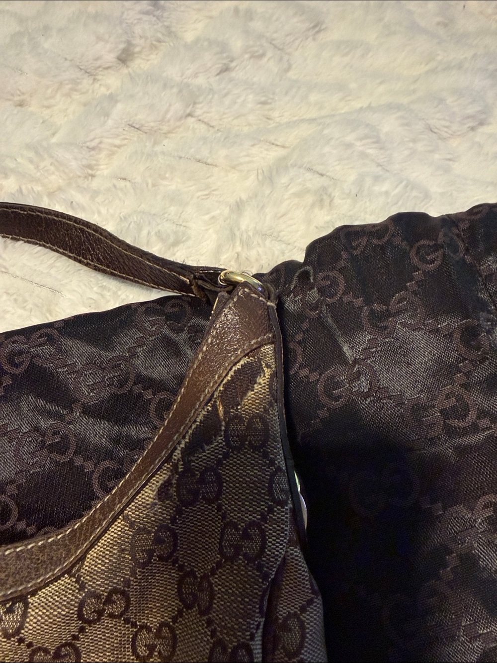 Gucci Brown Monogram Canvas Shoulder Bag - Picture 2 of 11